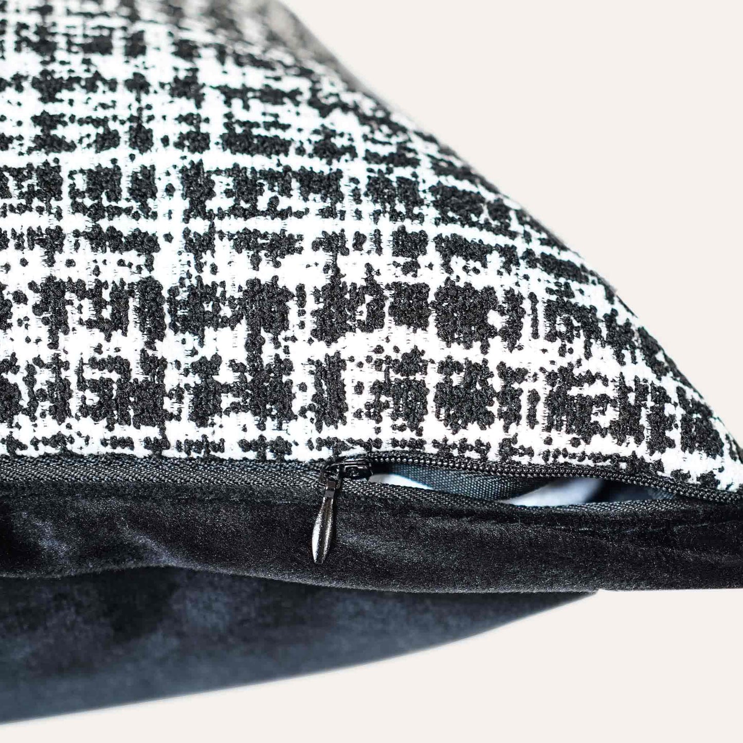 Classic black and white weave textured checkered tweed chenille decor cushion cover with invisible zipper.