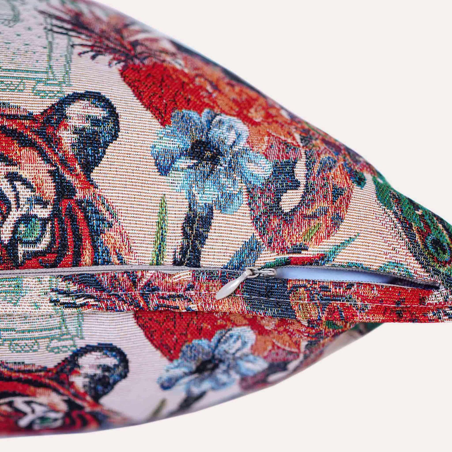 Cushion cover featuring a lively and colorful tiger jacquard design with invisible zipper.