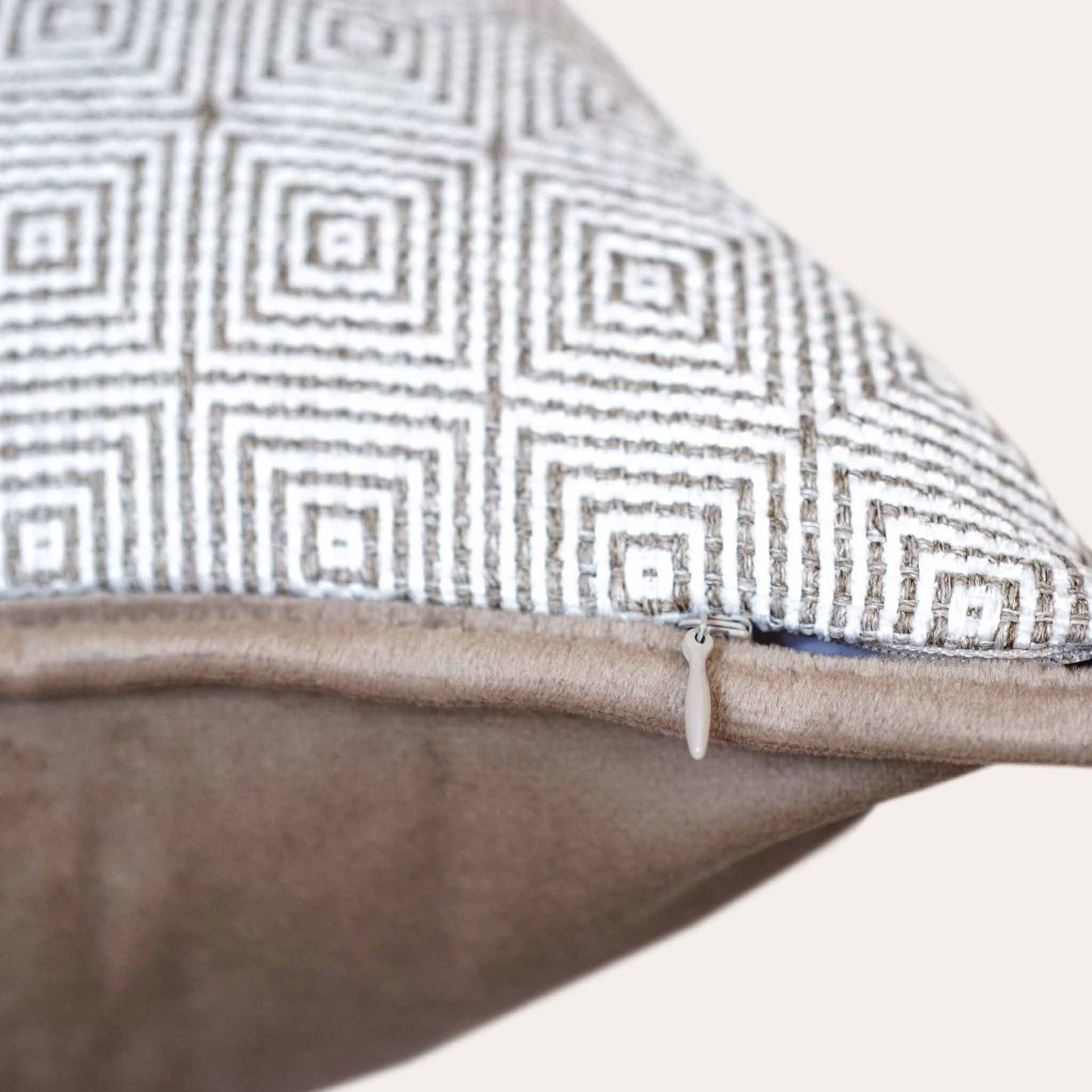 Retro beige-brown geometric cushion covers with invisible zipper.
